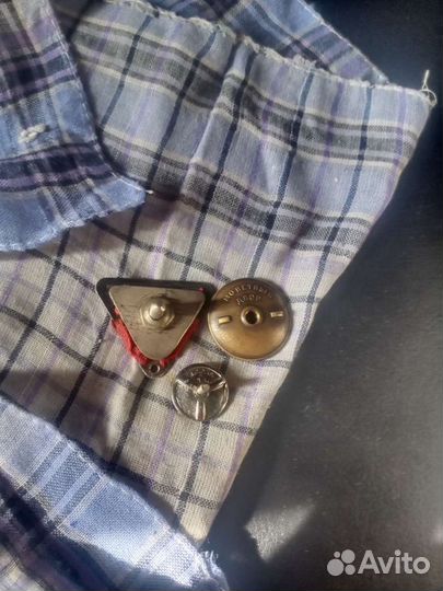 Тяжелые значки СССР