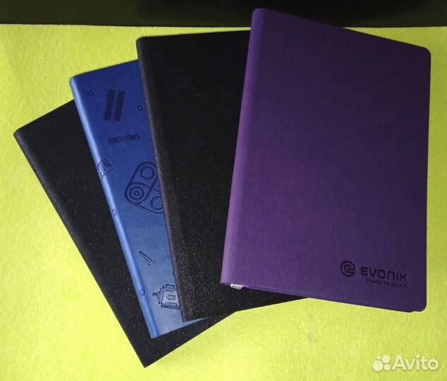 Стильные ежедневники (4 шт), рамка в подарок