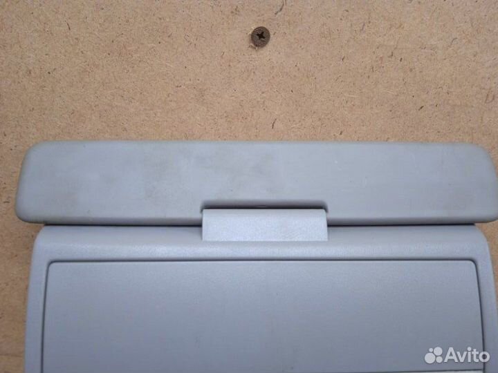 Плафон салонный Volkswagen Touareg 7LA 2006