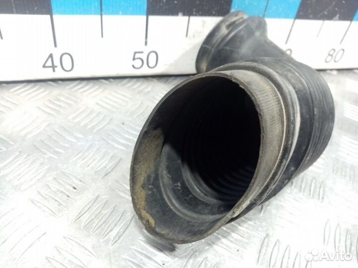 Б/У Патрубок воздушного фильтра#001