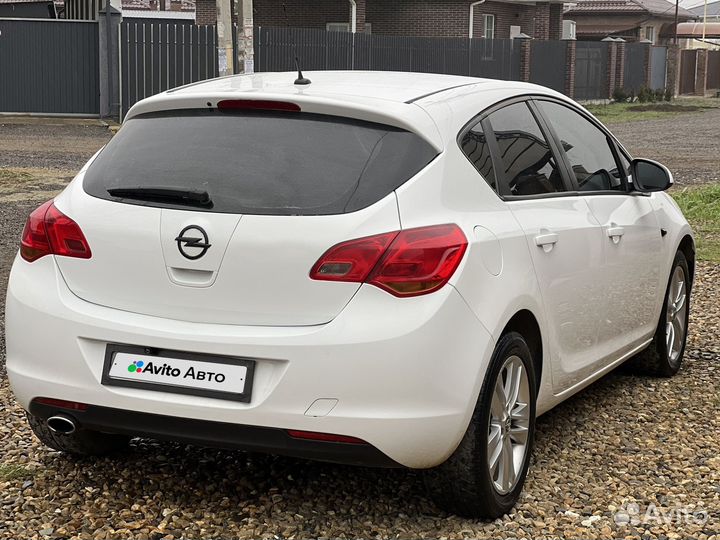 Opel Astra 1.4 AT, 2011, 174 883 км