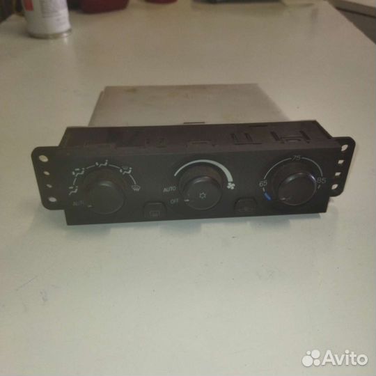 Блок управления отопителем Mitsubishi Pajero 3