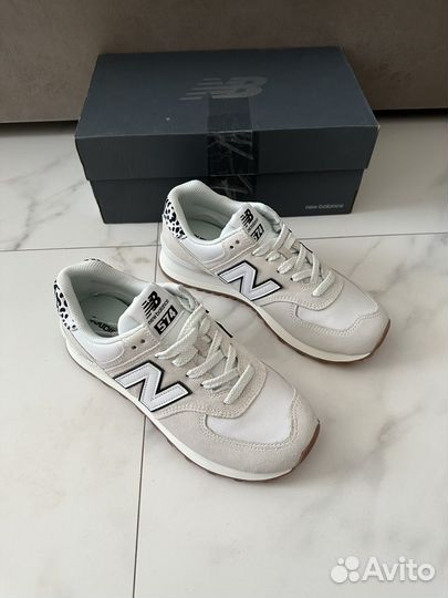 Кроссовки New Balance 574 новые 9 и 10 оригинал