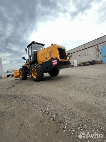 Фронтальный погрузчик Lonking CDM836N, 2023