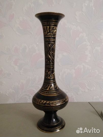 Ваза металл чеканка Индия