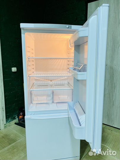 Холодильник идеальный+доставка