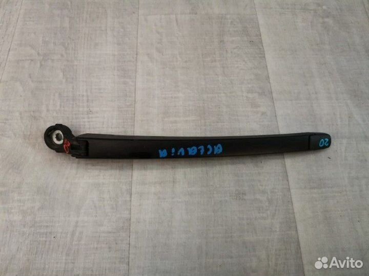 Поводок стеклоочистителя задний Skoda Octavia A5