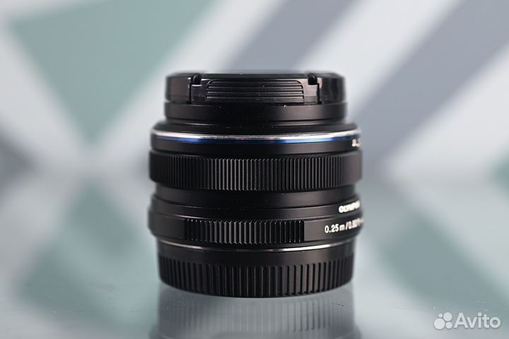 Olympus 17mm f/1.8