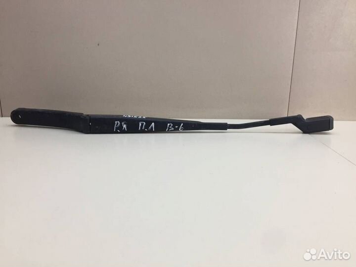 Поводок стеклоочистителя передний левый Volkswagen