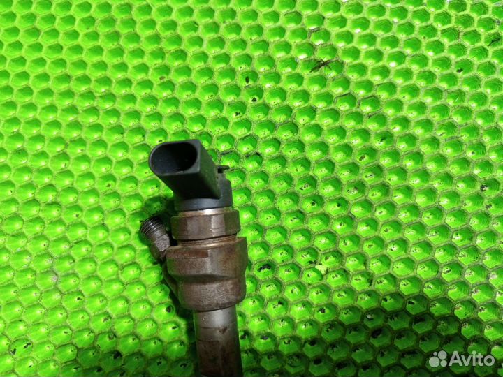 Форсунка топливная Bmw 1-Series