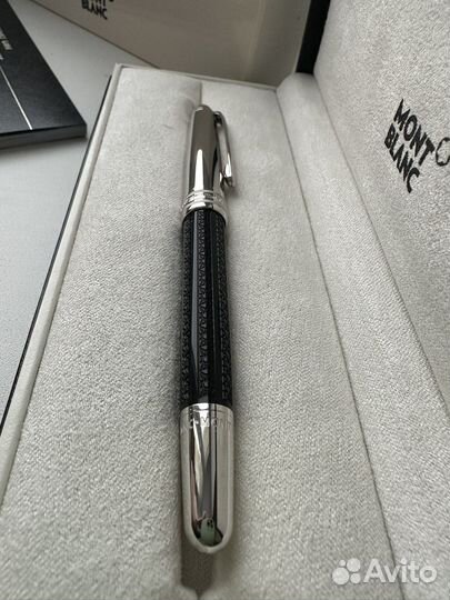 Новый Роллер Montblanc