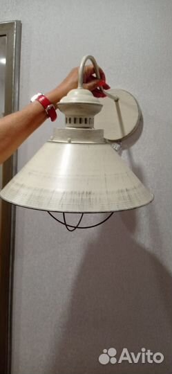 Светильник настенный