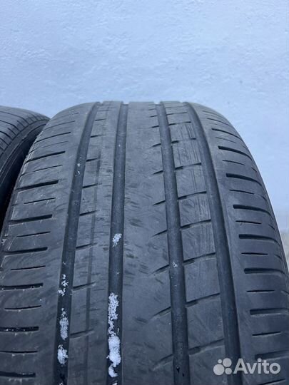 Pirelli P Zero 245/45 R19