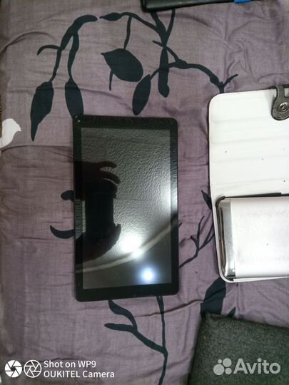 Продам планшеты на запчасти