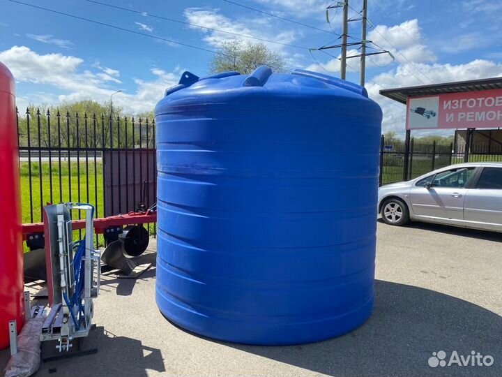 Емкость пластиковая 10000л. воды, кас-32