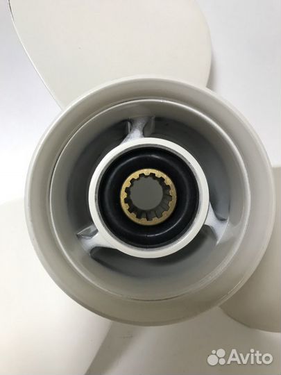 Винт Yamaha Y40/50 11 1/8 X 13