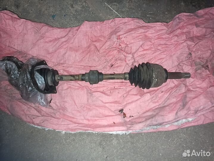 Привод Митсубиси каризма