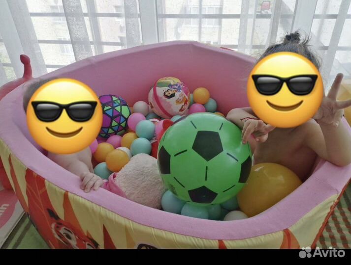 Сухой бассейн с шариками