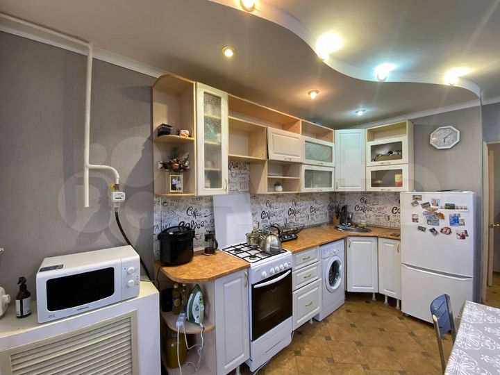 1-к. квартира, 37 м², 1/6 эт.