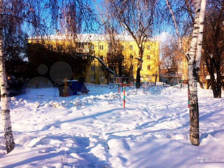 3-к. квартира, 53 м², 2/4 эт.