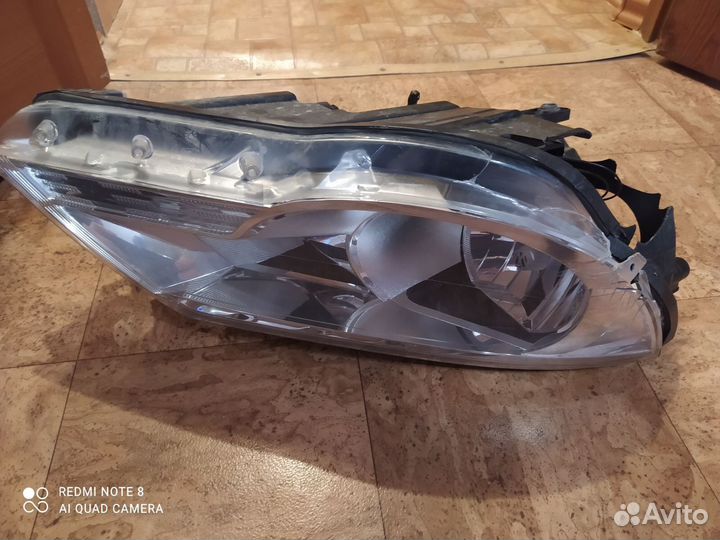 Фара volkswagen tiguan