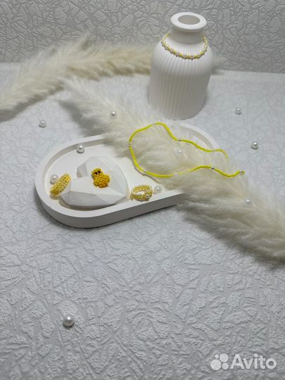 Изделия из бисера, чокеры, кольца, амигуруми