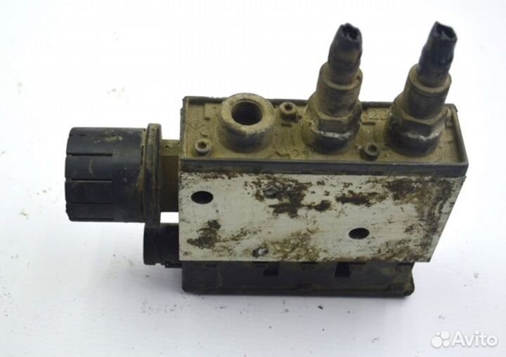 Главный кран уровня пола volvo FH12 2-seeria (01.0