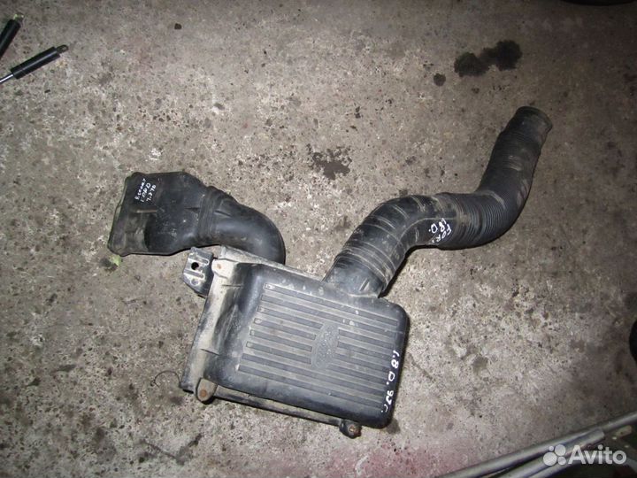 Корпус воздушного фильтра ford escort 1.8d впуск