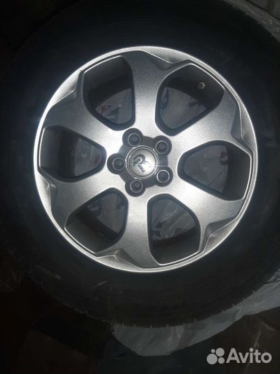 Michelin Latitude Tour HP 235/65 R17 108