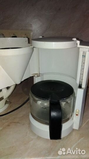Продаю кофеварку