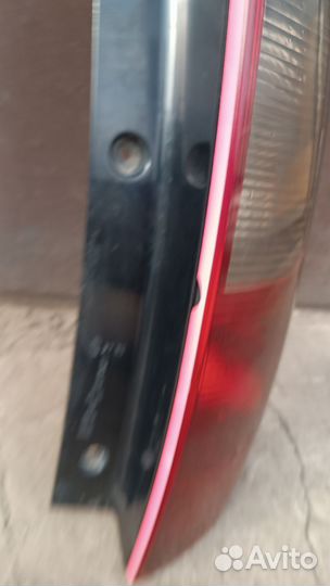 Фонарь задний правый Mitsubishi Colt Z30 хэтчбек