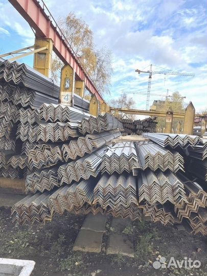 Уголок металлический