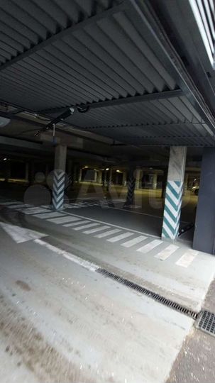 Машиноместо, 16 м²