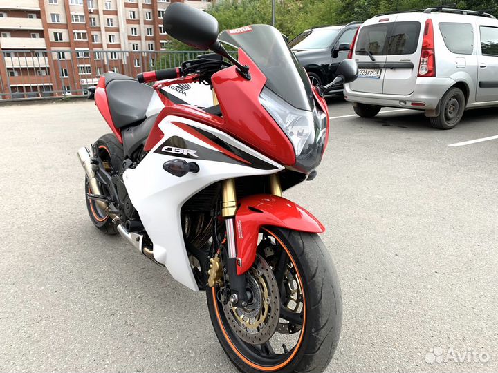 Спортбайк Honda CBR 600f ABS