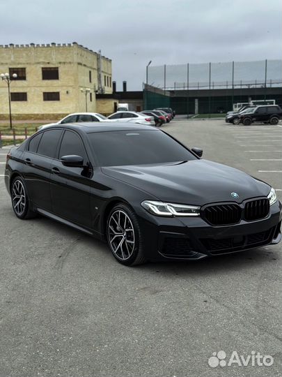 BMW 5 серия 3.0 AT, 2022, 17 900 км