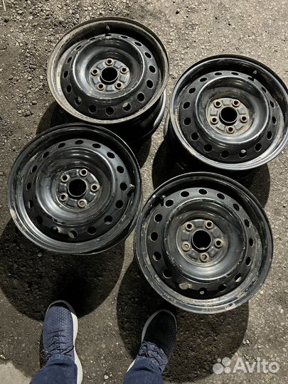 Штампованный диск r 16 5х114.3