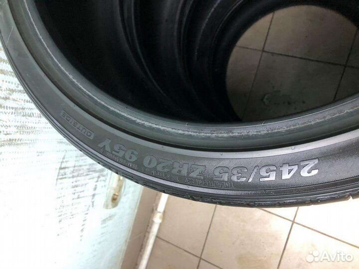Kumho Ecsta PS71 245/35 R20 95Y