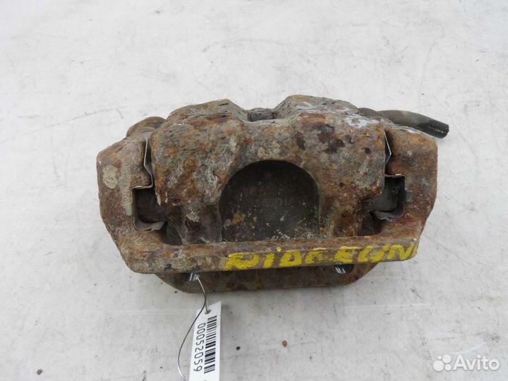 Суппорт задний правый Honda Ridgeline 1