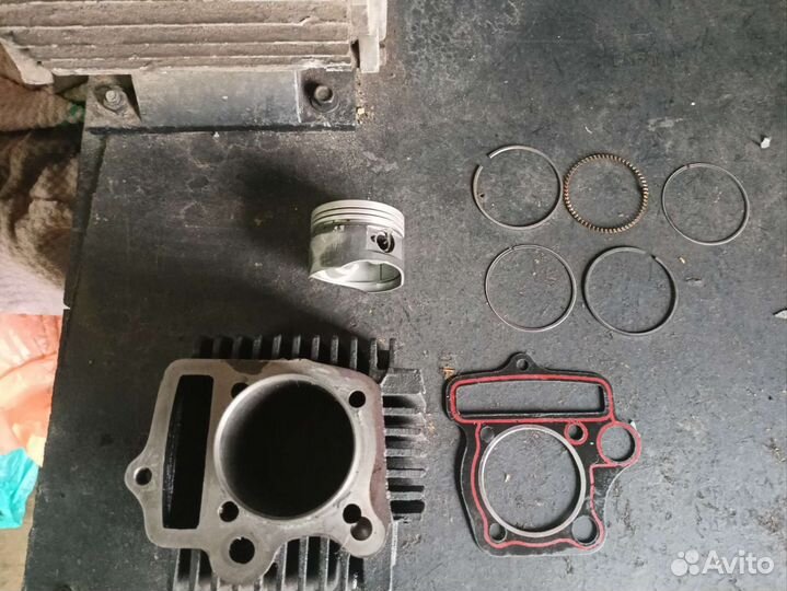 Поршневая группа 125 кубового двигателя