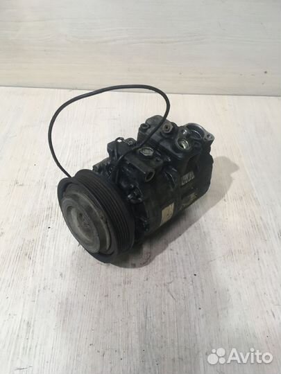 Компрессор кондиционера Ауди А6 С5 4B0260805B