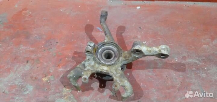 Сеат кордоба кулак передний левый гольф 3 венто