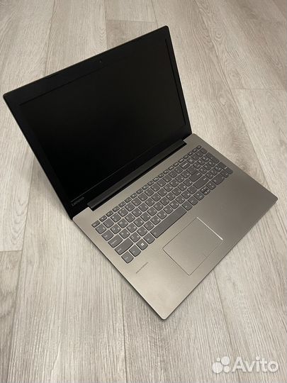 Ноутбук Lenovo i5 (7th) nvidia gt940mx 8gb ssd+hdd