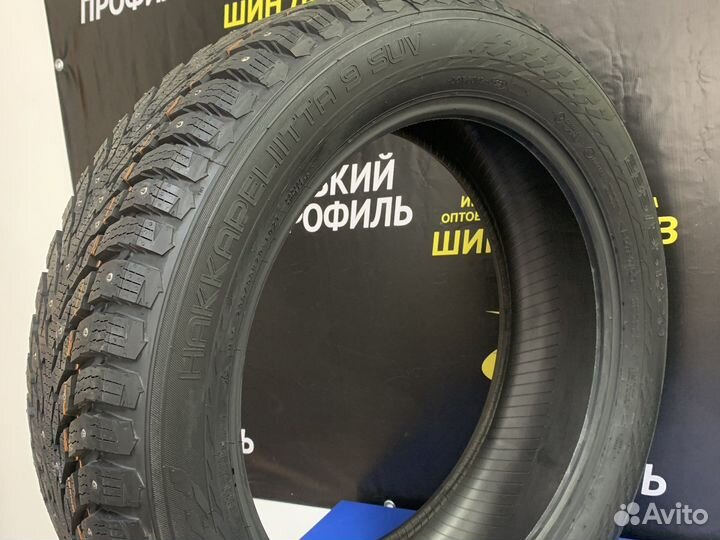 Nokian Tyres Hakkapeliitta 9 SUV 225/65 R17 106T