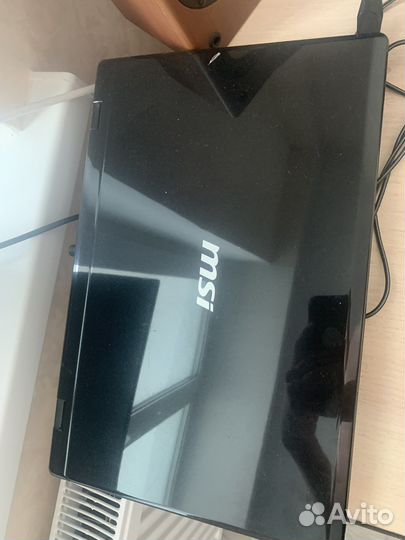 Ноубук msi
