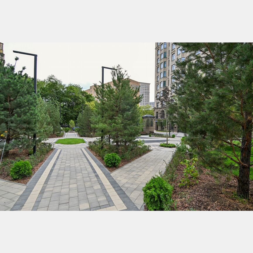 2-к. квартира, 77,6 м², 16/24 эт.