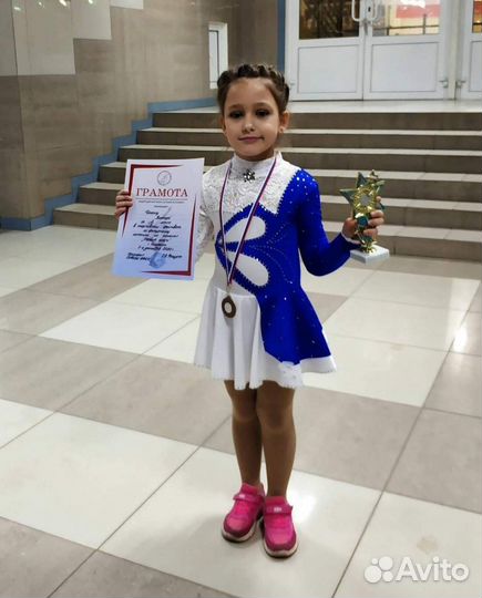 Платье для фигурного катания