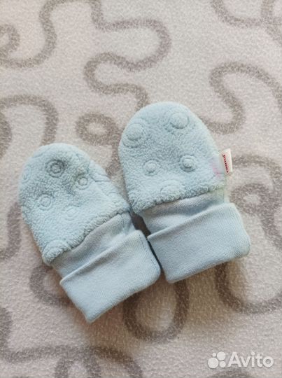 Варежки для новорожденных