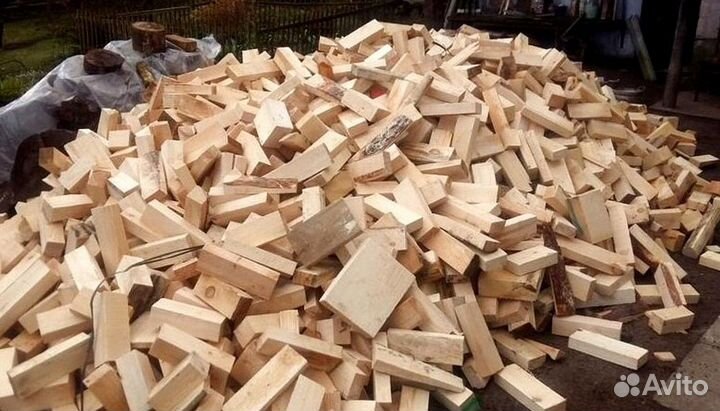 Дрова рядом