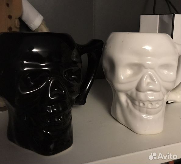 Кружки.цена за обе