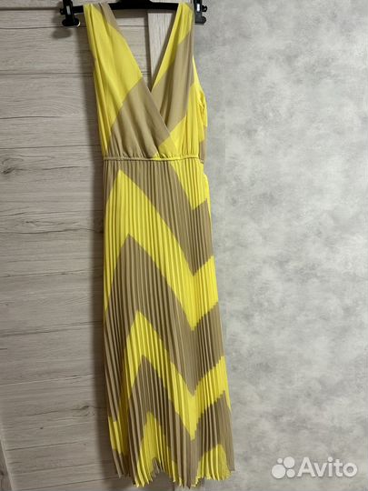 Желтое платье женское